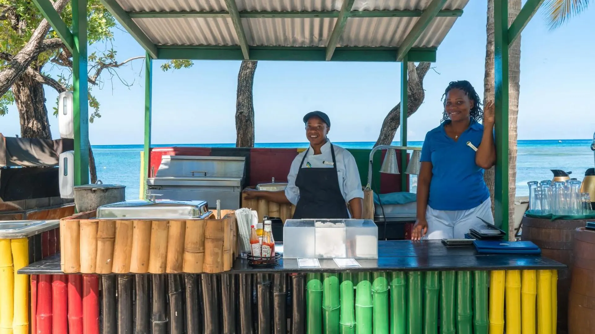 Hospitality Expert Greens 4Br Pool Beach Montego Bay Vila
