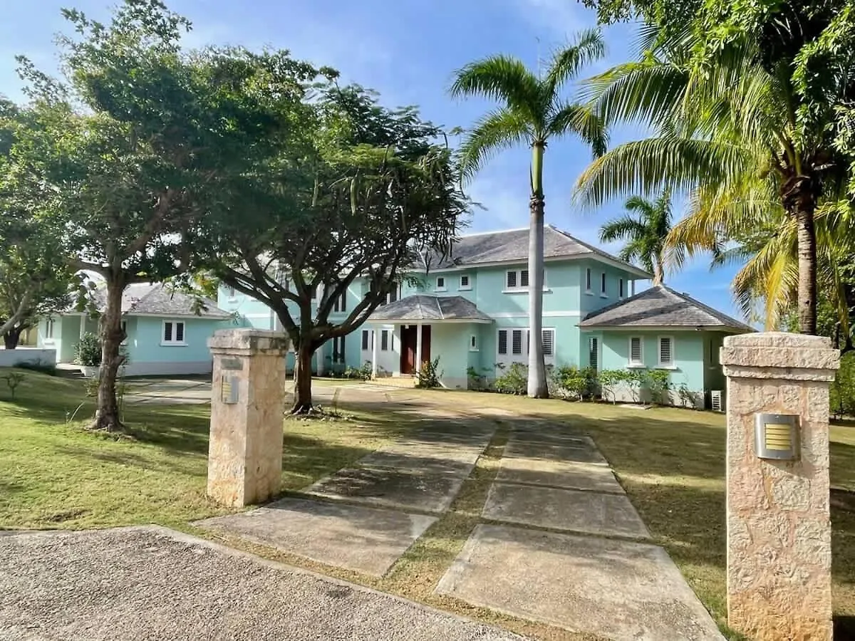 Hospitality Expert Greens 4Br Pool Beach Montego Bay